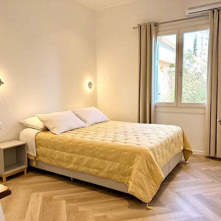 Kamelia Hotel Spetses Town Номер фото