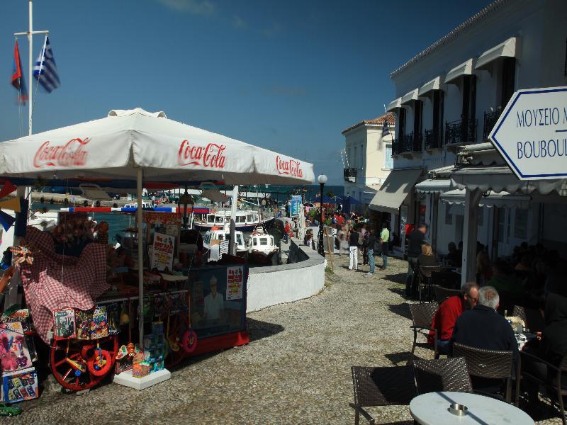 Kamelia Hotel Spetses Town Екстер'єр фото